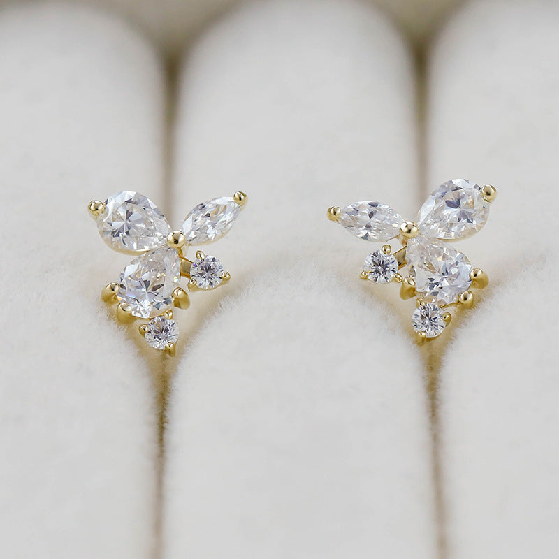 Yili Jewelry Jewelry Factory Wholesale Japanese Fresh College Style Flower Style 9k Gold White Zirconium Stud Earrings